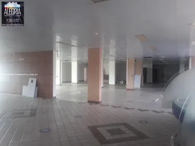 Ponto Comercial para alugar, 900m² no Boca do Rio, Salvador
