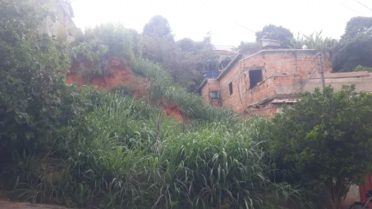 Lote/Terreno à venda, 500m² no Jardim dos Comerciários (Venda Nova), Belo Horizonte