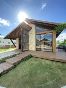 Casa de Condomínio com 3 Quartos para alugar, 160m² no , Bananeiras