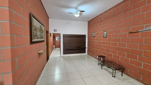 Casa de Condomínio com 2 Quartos para venda ou aluguel, 250m² no , Piracaia