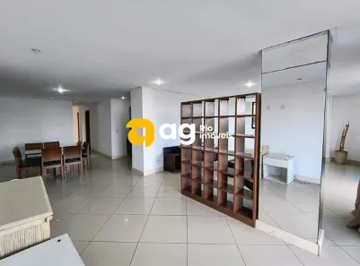 Apartamento com 4 Quartos para alugar, 200m² no Braga, Cabo Frio