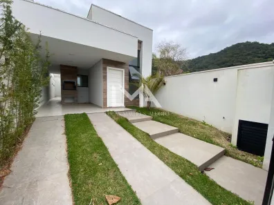 Casas à venda em Itapema, SC - Viva Real