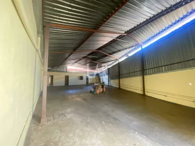 Galpão/Depósito/Armazém para alugar, 283m² no Santa Efigênia, Belo Horizonte