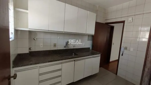 Apartamento com 3 Quartos para alugar, 100m² no Funcionários, Belo Horizonte