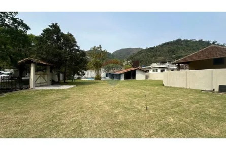 Imóvel Comercial com 5 Quartos para alugar, 300m² no Morin, Petrópolis