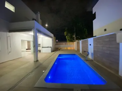 Casa de Condomínio com 3 Quartos para alugar, 188m² no Loteamento Residencial Porto Seguro, Tremembé
