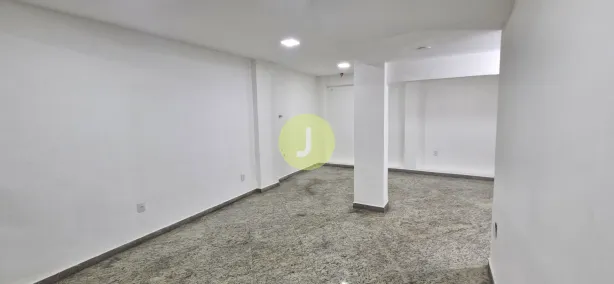 Ponto Comercial para alugar, 30m² no Campo Grande, Rio de Janeiro