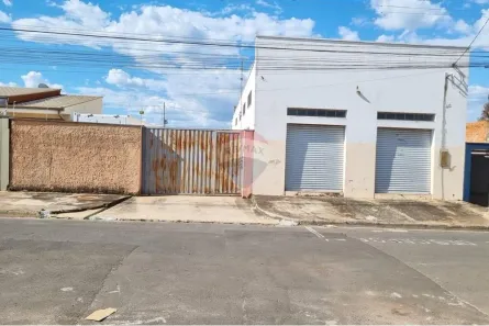 Imóvel Comercial para alugar, 240m² no Jardim Guaçuano, Mogi Guaçu