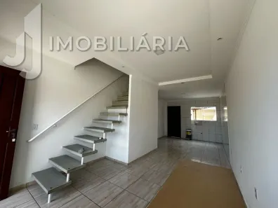 Sobrado com 2 Quartos para alugar, 70m² no São João do Rio Vermelho, Florianópolis