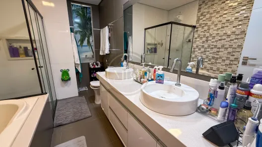 Casa de Condomínio com 4 Quartos à venda, 300m² no Adrianópolis, Manaus