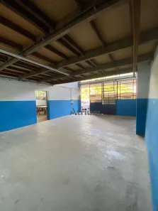 Galpão/Depósito/Armazém para alugar, 500m² no Quissama, Petrópolis