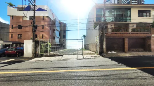 Lote/Terreno para alugar, 700m² no Barra, Salvador