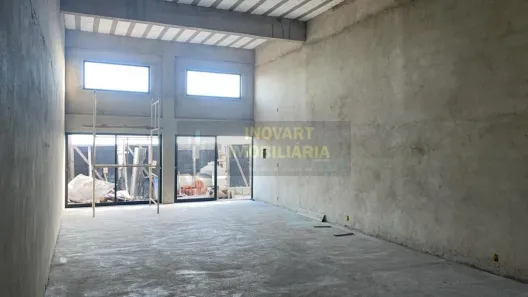 Prédio Residencial para alugar, 160m² no Centro, São Pedro da Aldeia
