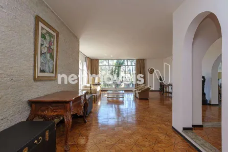 Ponto Comercial com 8 Quartos para alugar, 595m² no Cidade Jardim, Belo Horizonte