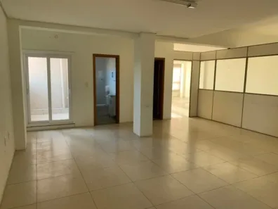 Sala Comercial para alugar, 140m² no Centro, Esteio