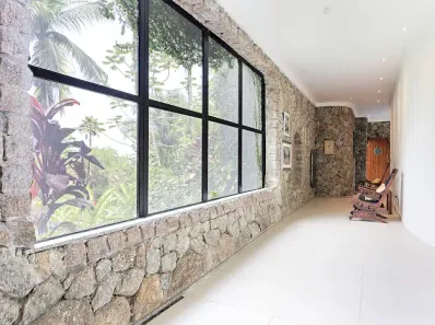 Casa de Condomínio com 4 Quartos para venda ou aluguel, 700m² no Balneario Praia do Perequê, Guarujá