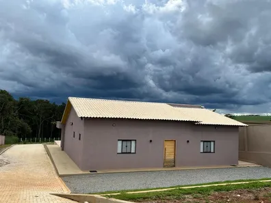 Fazenda/Sítio com 2 Quartos à venda, 218m² no Setor Central, Gameleira de Goiás