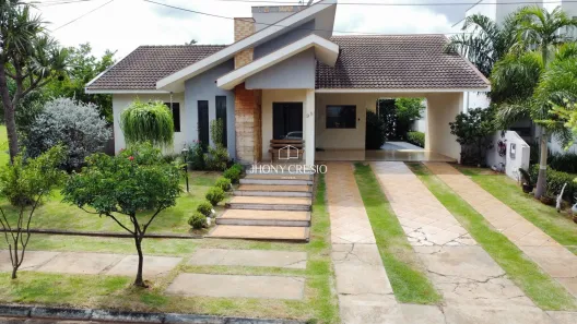 Casa de Condomínio com 3 Quartos para alugar, 261m² no Conjunto Habitacional Renato Ungari, Marialva