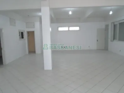 Ponto Comercial para alugar, 250m² no Nossa Senhora de Lourdes, Caxias do Sul