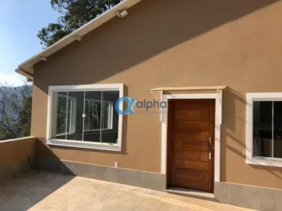 Casa com 4 Quartos para alugar, 150m² no Carangola, Petrópolis