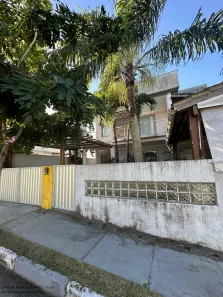 Casa de Condomínio com 5 Quartos para alugar, 300m² no Catu de Abrantes (Abrantes), Camaçari