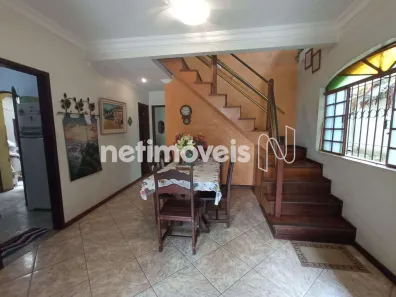 Casa com 5 Quartos à venda, 300m² no Monsenhor Messias, Belo Horizonte