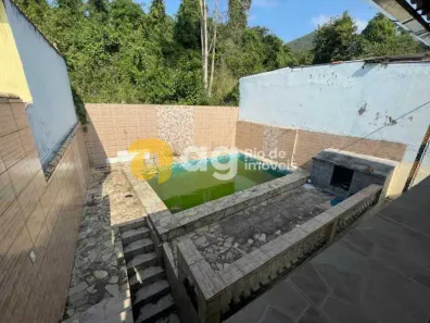 Casa de Condomínio com 4 Quartos para alugar, 400m² no Vila Valqueire, Rio de Janeiro