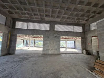 Galpão/Depósito/Armazém à venda, 320m² no Jacarepaguá, Rio de Janeiro