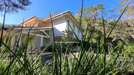 Casa de Condomínio com 4 Quartos para venda ou aluguel, 9180m² no Pedro do Rio, Petrópolis