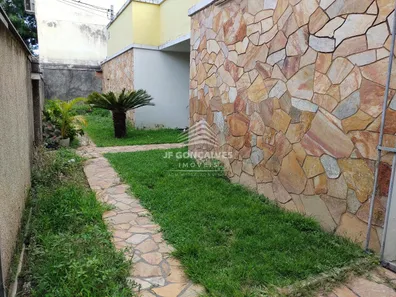 Casa com 3 Quartos à venda, 170m² no Monsenhor Messias, Belo Horizonte