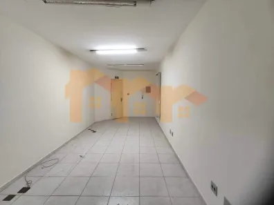 Sala Comercial para alugar, 24m² no Santa Efigênia, Belo Horizonte