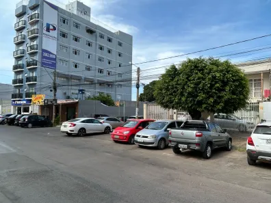 Sobrado com 9 Quartos à venda, 350m² no Taguatinga Sul, Brasília