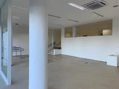 Ponto Comercial para alugar, 200m² no Copacabana, Rio de Janeiro