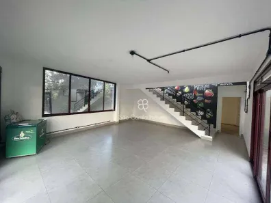 Ponto Comercial à venda, 177m² no Chácara São João, Carapicuíba