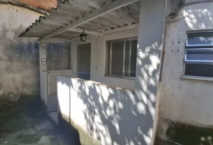 Kitnet para alugar, 40m² no Rocha Miranda, Rio de Janeiro