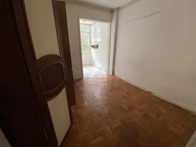 Apartamento com 2 Quartos à venda, 91m² no Leme, Rio de Janeiro