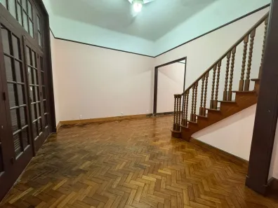 Casa com 4 Quartos para alugar, 230m² no Copacabana, Rio de Janeiro