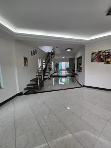 Casa de Condomínio com 4 Quartos para venda ou aluguel, 235m² no Flores, Manaus