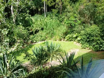 Casa de Condomínio com 2 Quartos para alugar, 100m² no Pedro do Rio, Petrópolis