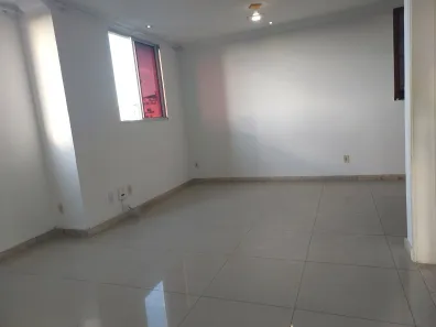 Apartamento com 3 Quartos para venda ou aluguel, 140m² no Centro, Lauro de Freitas