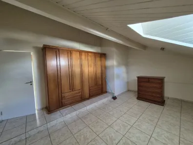 Casa de Condomínio com 4 Quartos para alugar, 380m² no Vila Costa, Taubaté