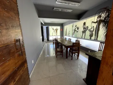Prédio Comercial com 8 Quartos para alugar, 1140m² no Comiteco, Belo Horizonte