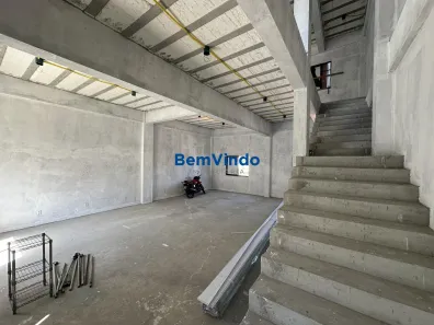 Prédio Comercial com 4 Quartos à venda, 267m² no Tororó, Salvador