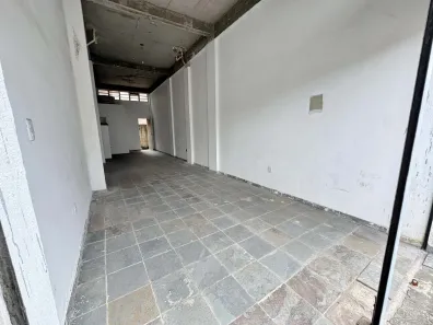 Ponto Comercial para alugar, 40m² no Santo Antônio, Betim
