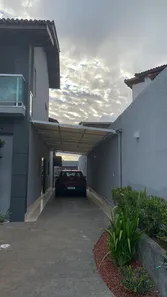Casa com 5 Quartos para venda ou aluguel, 250m² no Itapuã, Salvador