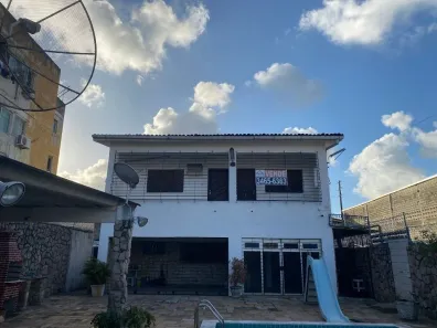 Casa com 4 Quartos para alugar, 460m² no Imbiribeira, Recife