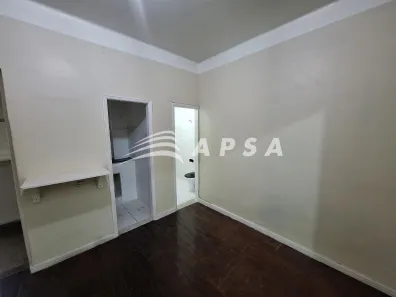 Kitnet com 1 Quarto para alugar, 45m² no Glória, Rio de Janeiro