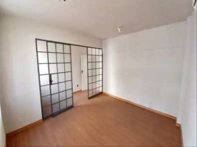 Sala Comercial para alugar, 30m² no Santa Efigênia, Belo Horizonte
