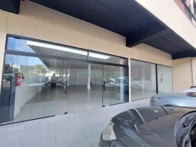 Ponto Comercial para alugar, 200m² no Cruzeiro, Caxias do Sul