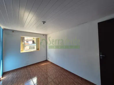 Casa com 2 Quartos para alugar, 100m² no Chácara Flora, Petrópolis